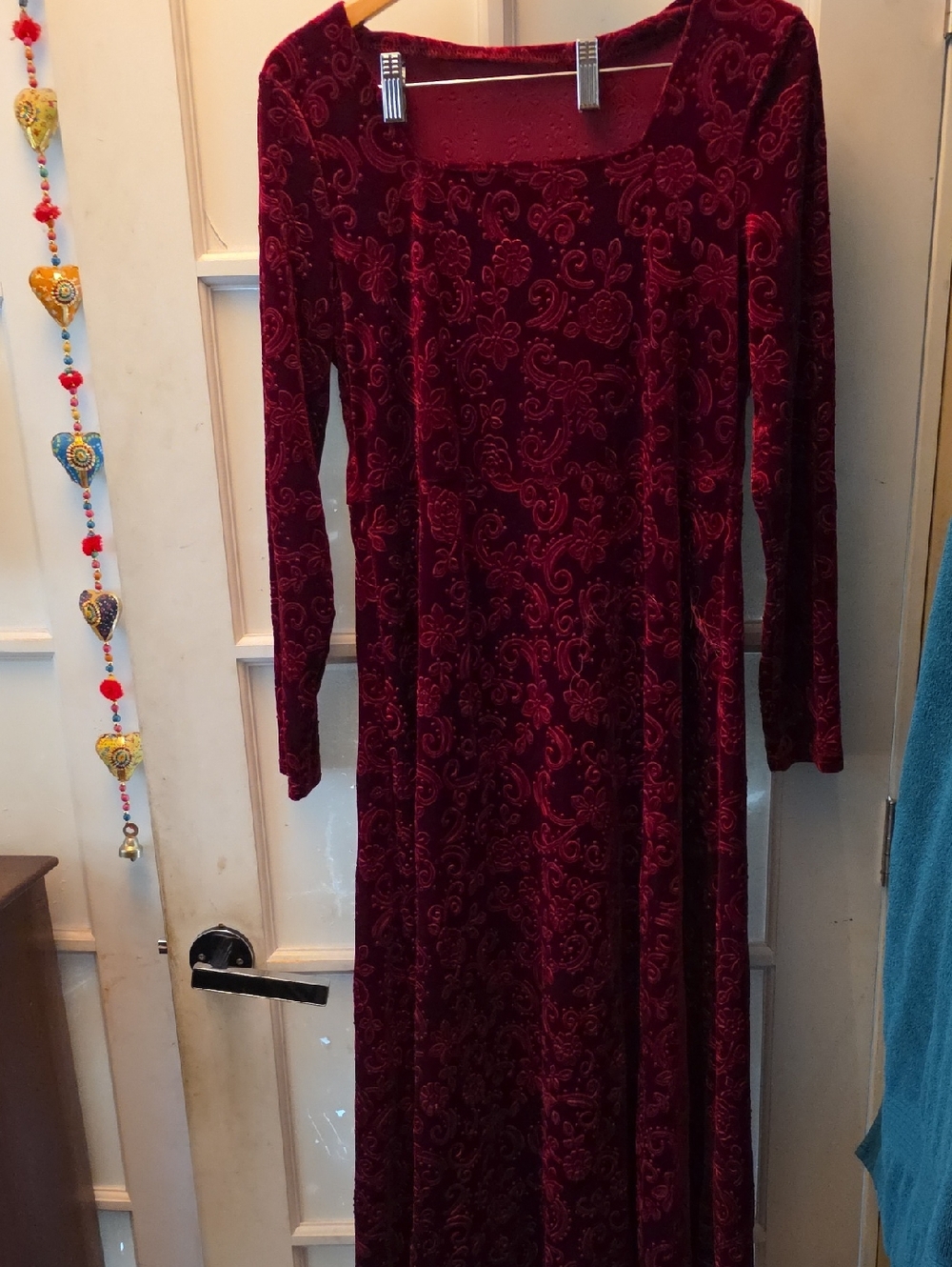 Women's Long Sleeve Comfortable Soft Maxi Dress - Burgundy Red
